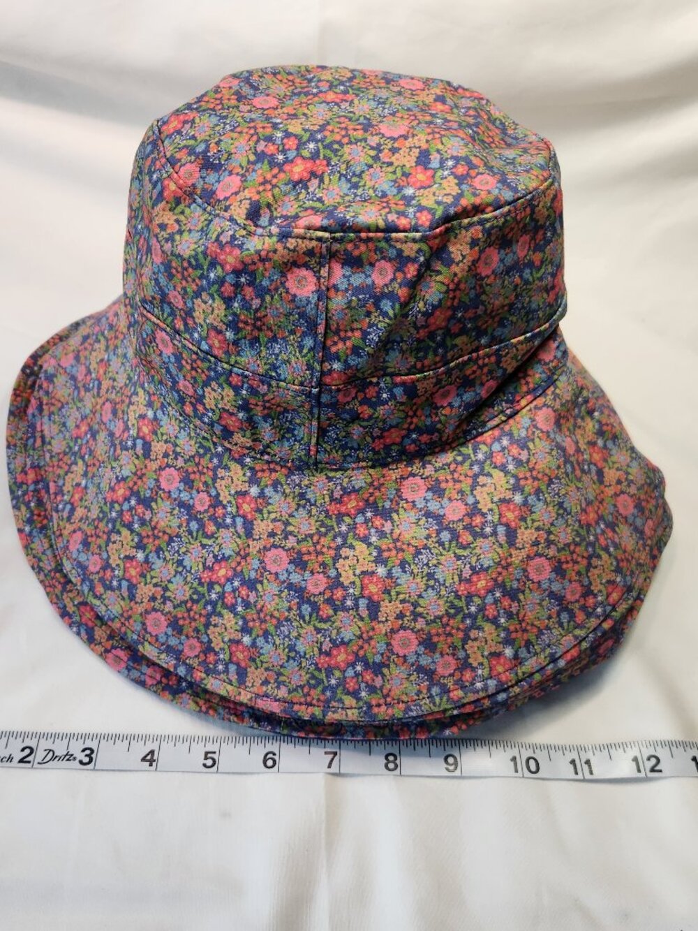NATURAL LIFE Reversible Floral Bucket Hat - Picture 2 of 6